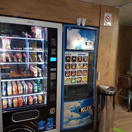 Ibis Budget Lille Ronchin - Stade Pierre Mauroy Bagian luar foto