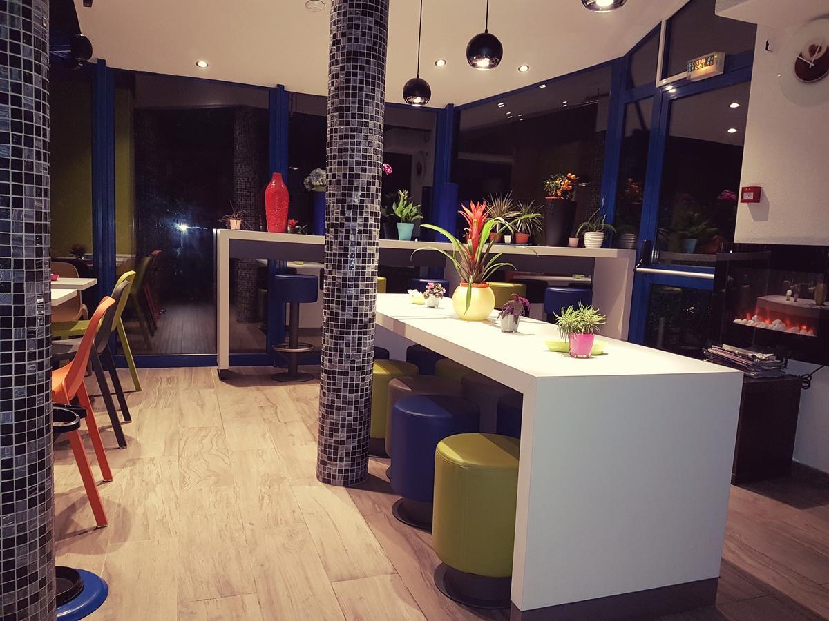 Ibis Budget Lille Ronchin - Stade Pierre Mauroy Bagian luar foto